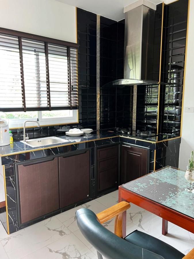 New Home Gบ้านเดี่ยวสร้างใหม่ ใกล้ทะเล ตัวเมืองระยอง Бан-Чак-Пхай Экстерьер фото